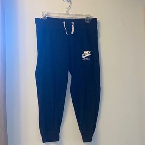 Nike Capris Sweatpants